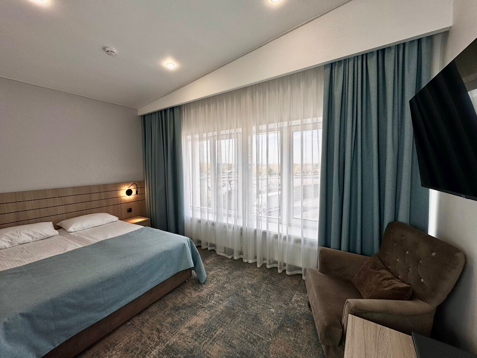 Фото Петровский