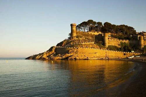 Внешний вид отеля Hotel Corisco в Тосса-де-Маре, фото 3