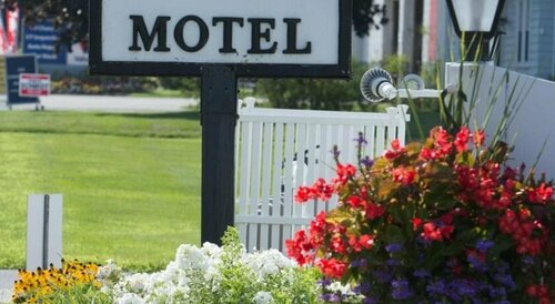 Гостиница Knotty Pine Motel в Беннингтоне