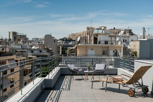 12 Keys Apartments