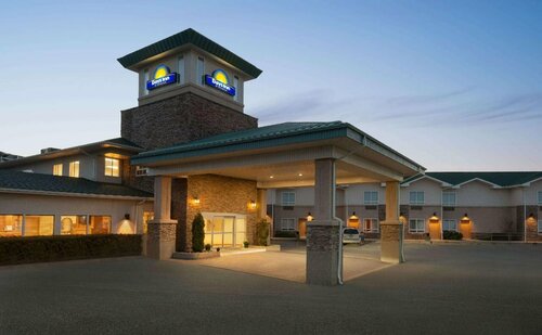 Гостиница Days Inn by Wyndham Swift Current в Свифт-Керренте
