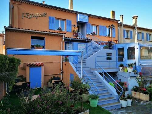 Гостиница Hotel L'Escapade в Ле-Лаванду