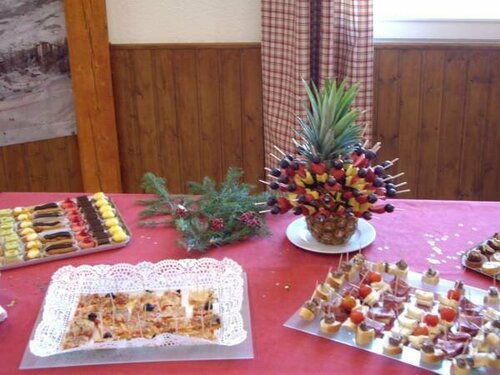 Гостиница Hôtel Les Ecrins в Лез-Оре