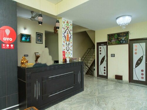 Гостиница Oyo 11716 Hotel Everest в Удайпуре