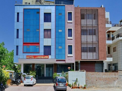 Landmark Hotel near Airport