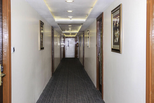 Гостиница Capital O 72249 Saravana Boutique Inn в Ченнае