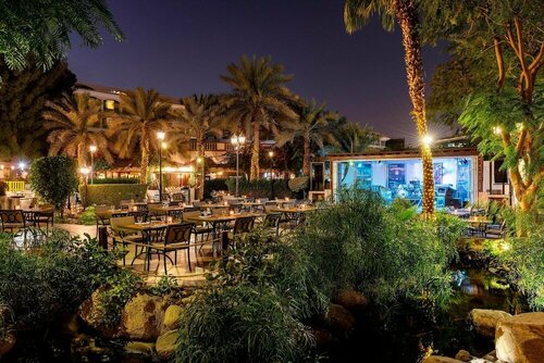 Гостиница Le Meridien Dubai Hotel & Conference Centre в Дубае