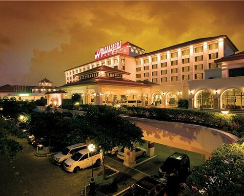 Гостиница Waterfront Airport Hotel & Casino в Провинции Себу