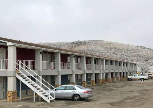Гостиница Americas Best Value Inn Alpine в Алпайне