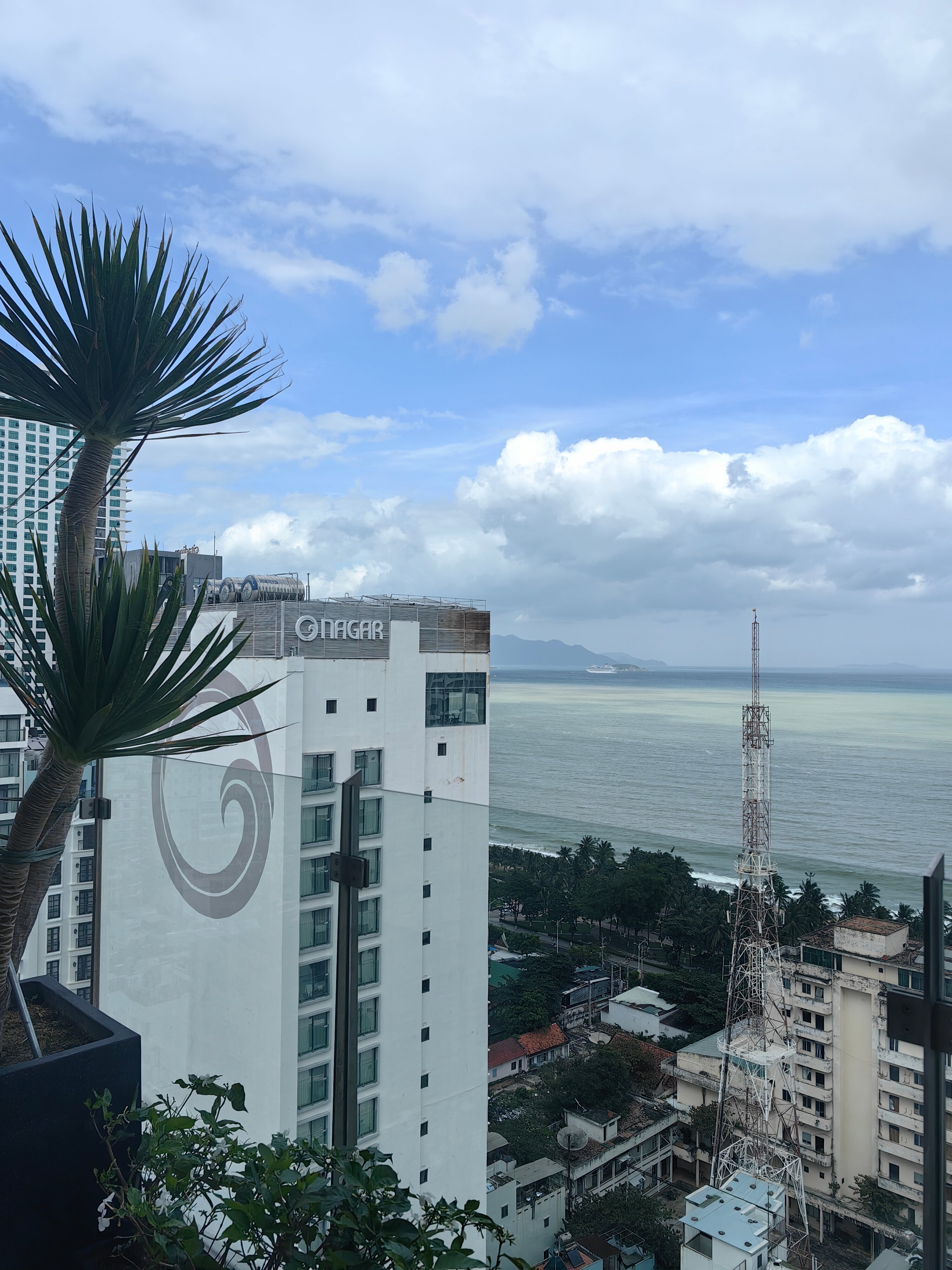 Фото Adamas Boutique Hotel Nha Trang