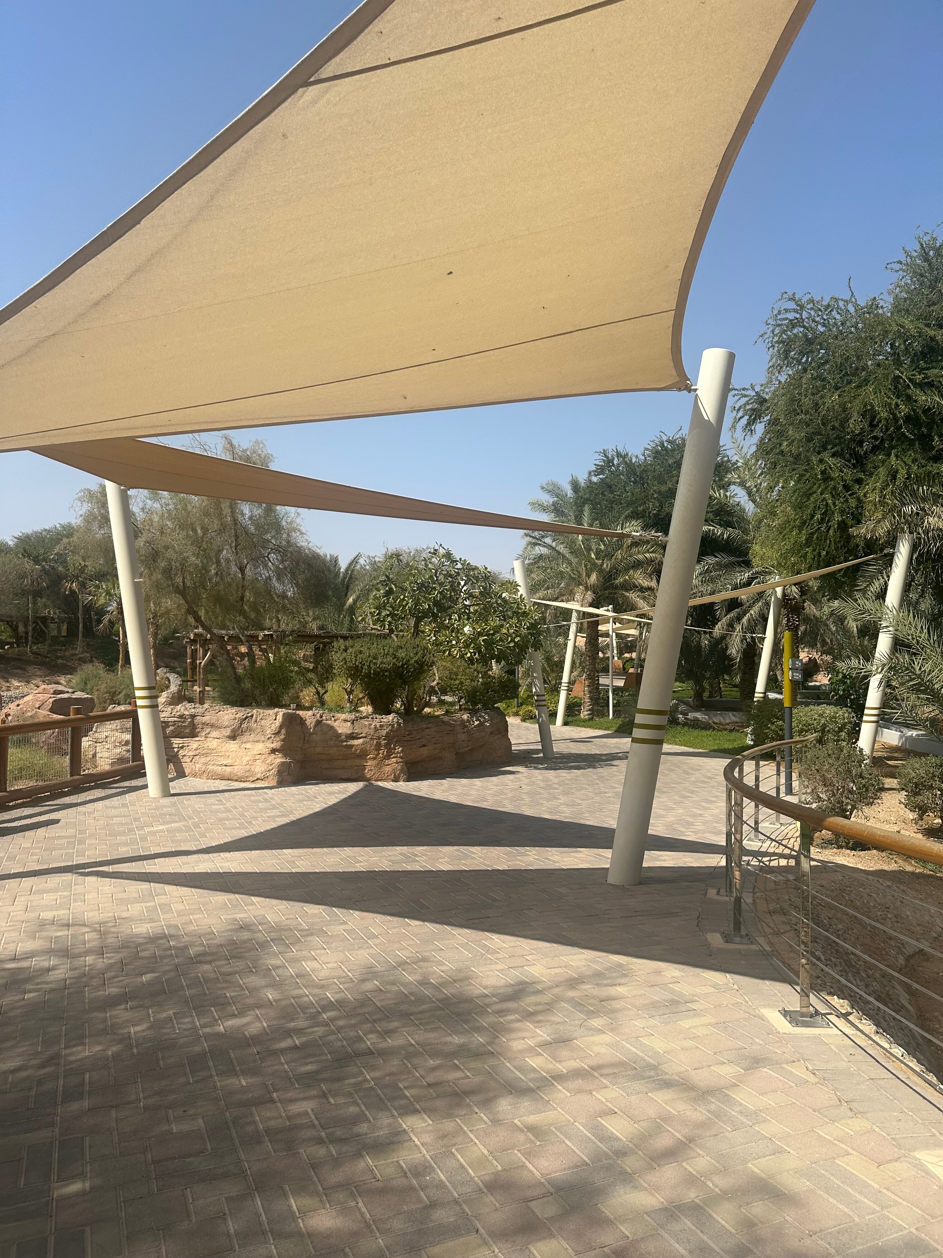 Фото Royal Rose Abu Dhabi, a Curio Collection by Hilton Affiliated Hotel