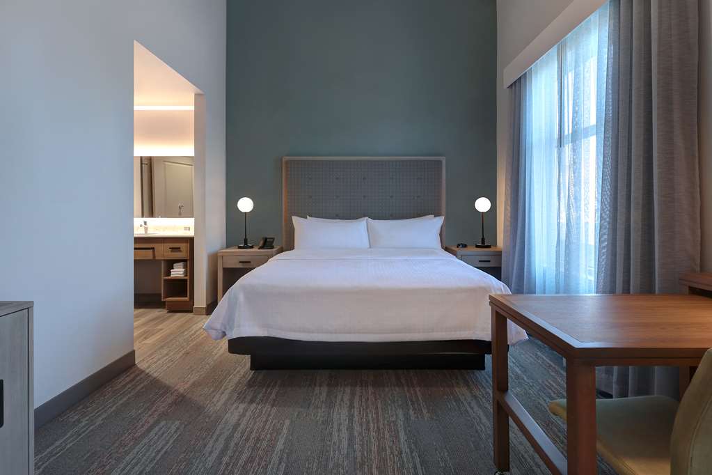 Фото Homewood Suites by Hilton Santa Clarita