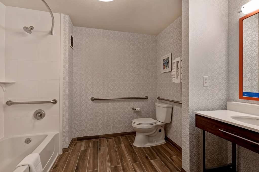 Фото Hampton Inn & Suites Rohnert Park Sonoma County