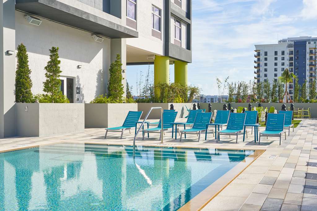 Фото Tru by Hilton Fort Lauderdale Downtown
