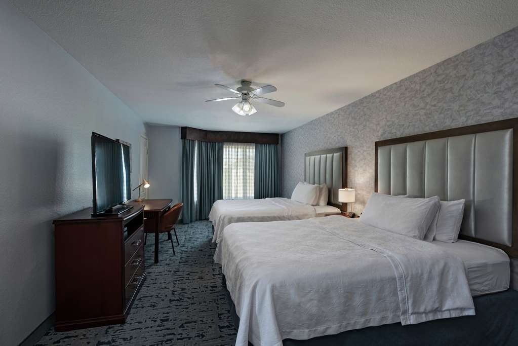 Фото Homewood Suites by Hilton Fort Collins