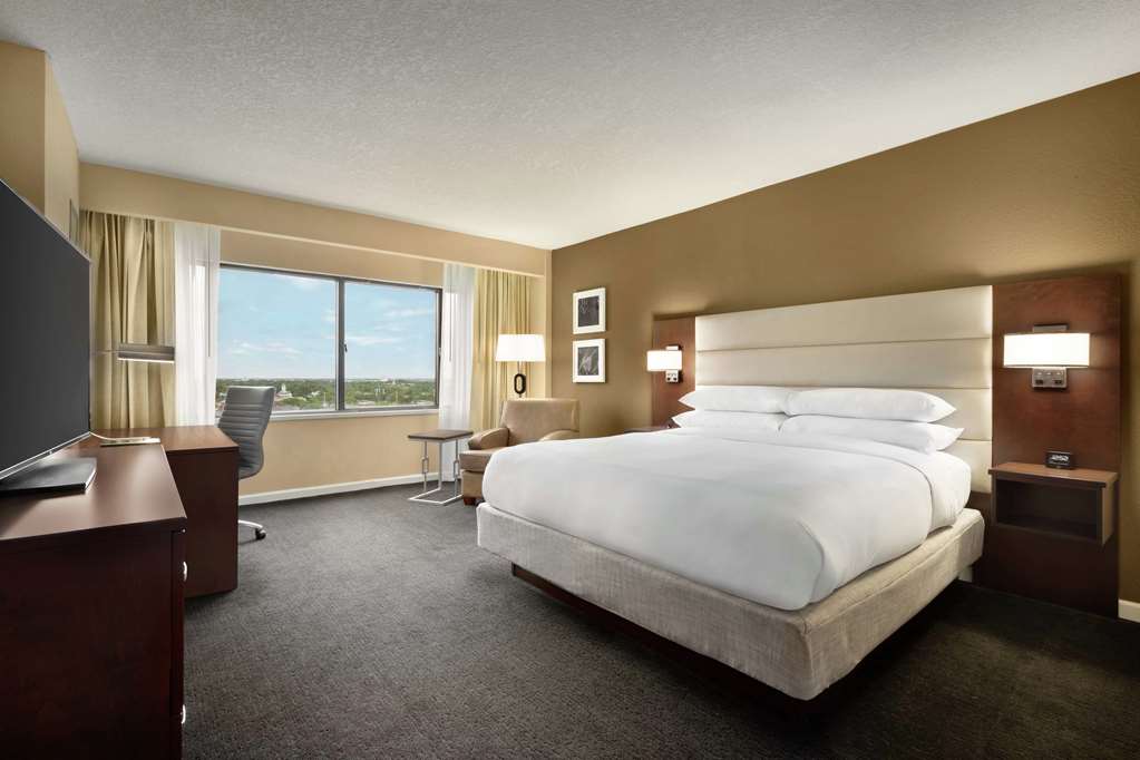 Фото Doubletree by Hilton Orlando Downtown