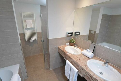 Гостиница Best Western Queens Hotel Pforzheim-Niefern в Пфорцхайме