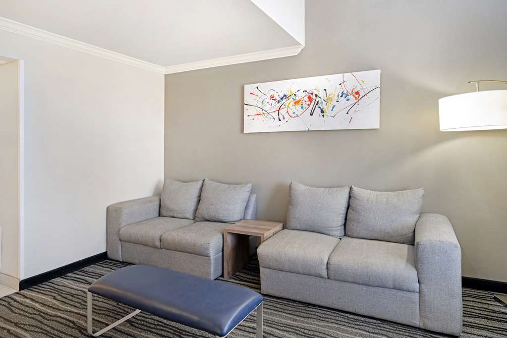 Фото Best Western Posada Royale Hotel & Suites