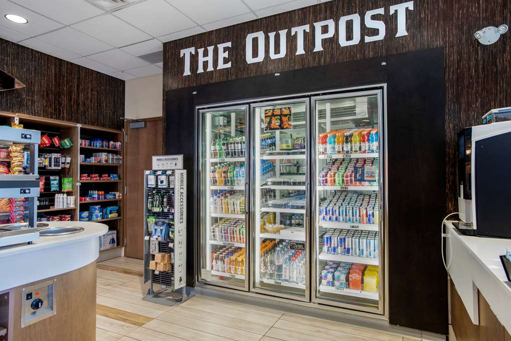 Фото Best Western Plus Sawridge Suites