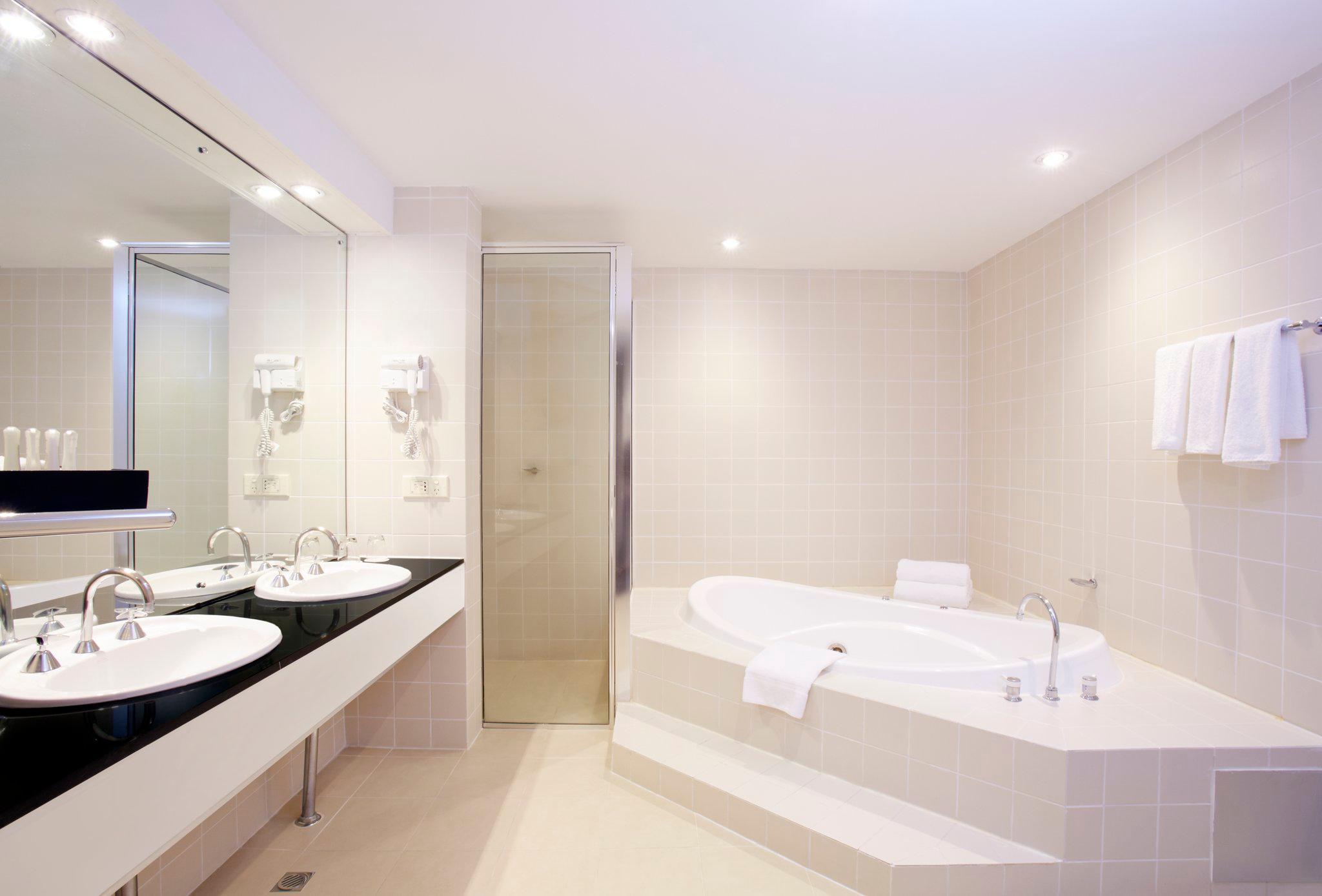 Фото Crowne Plaza Canberra