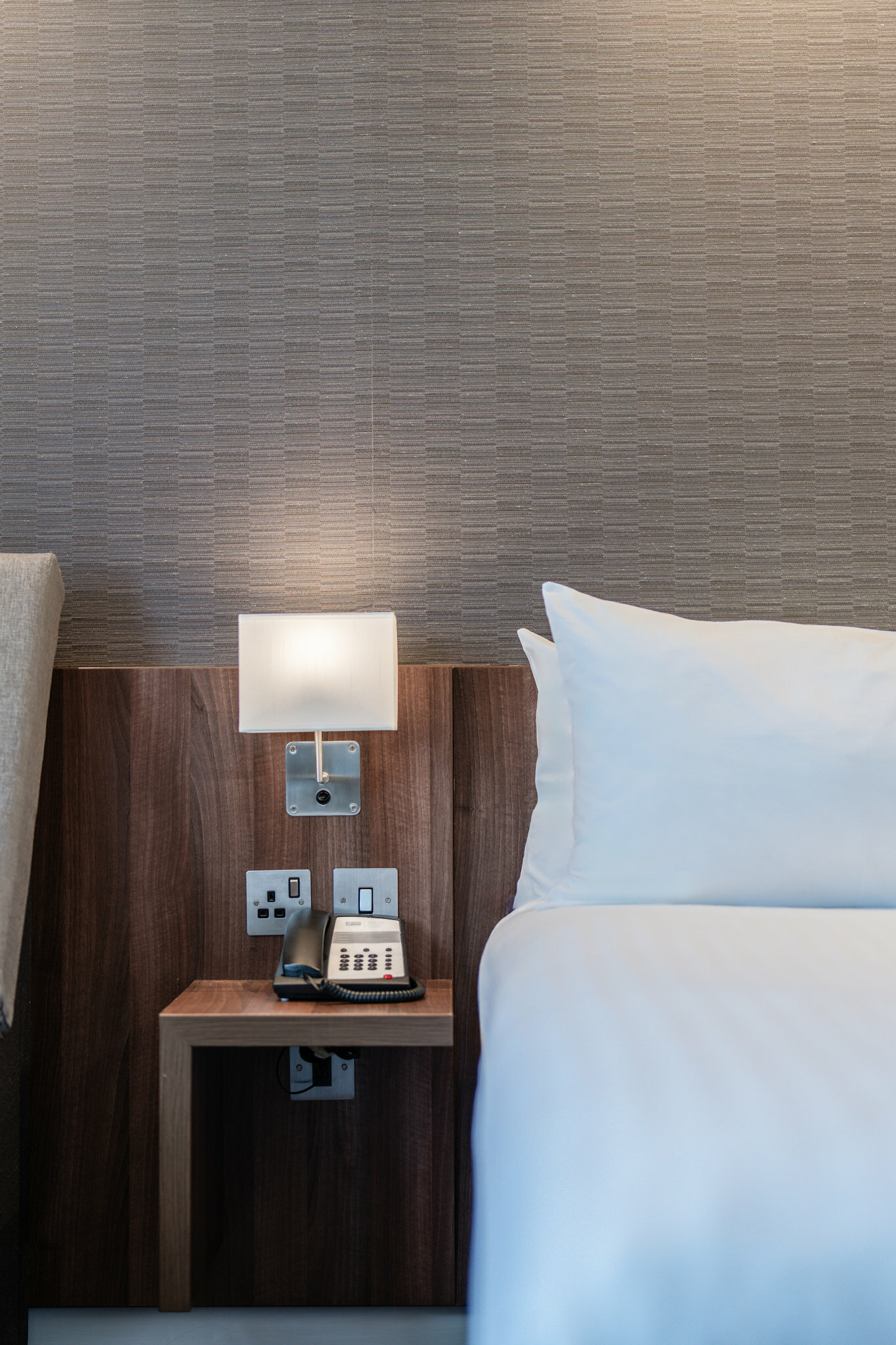 Фото Holiday Inn Express Aberdeen Airport