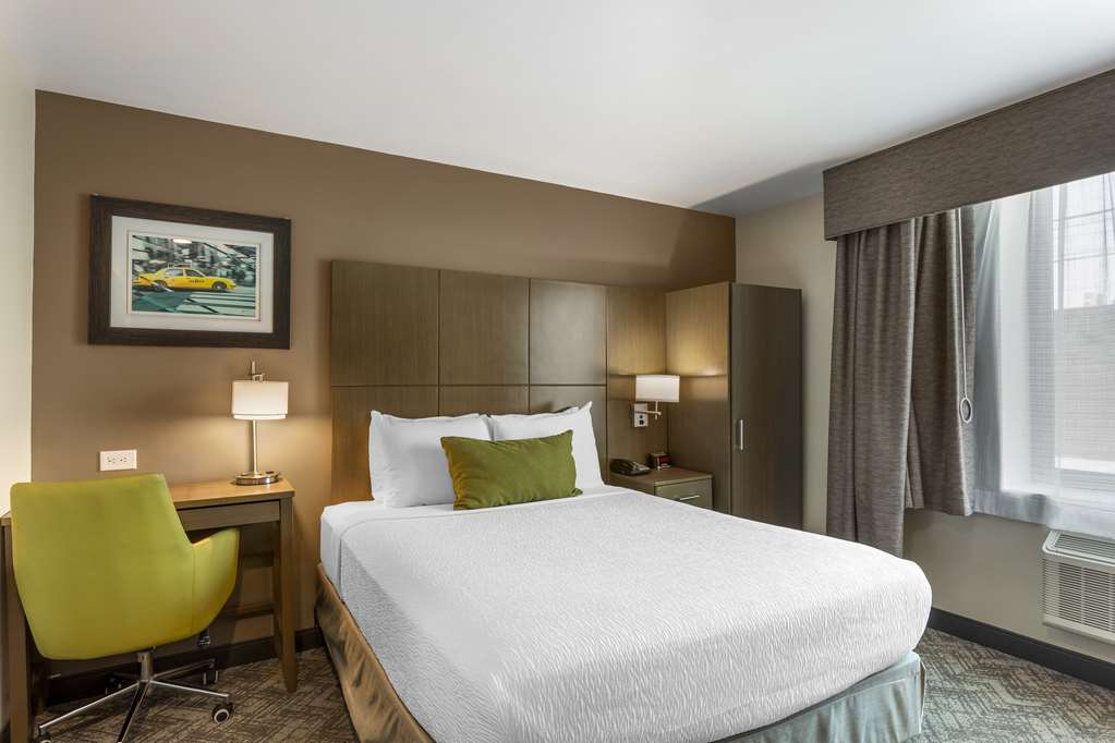 Фото Best Western Brooklyn-Coney Island Inn