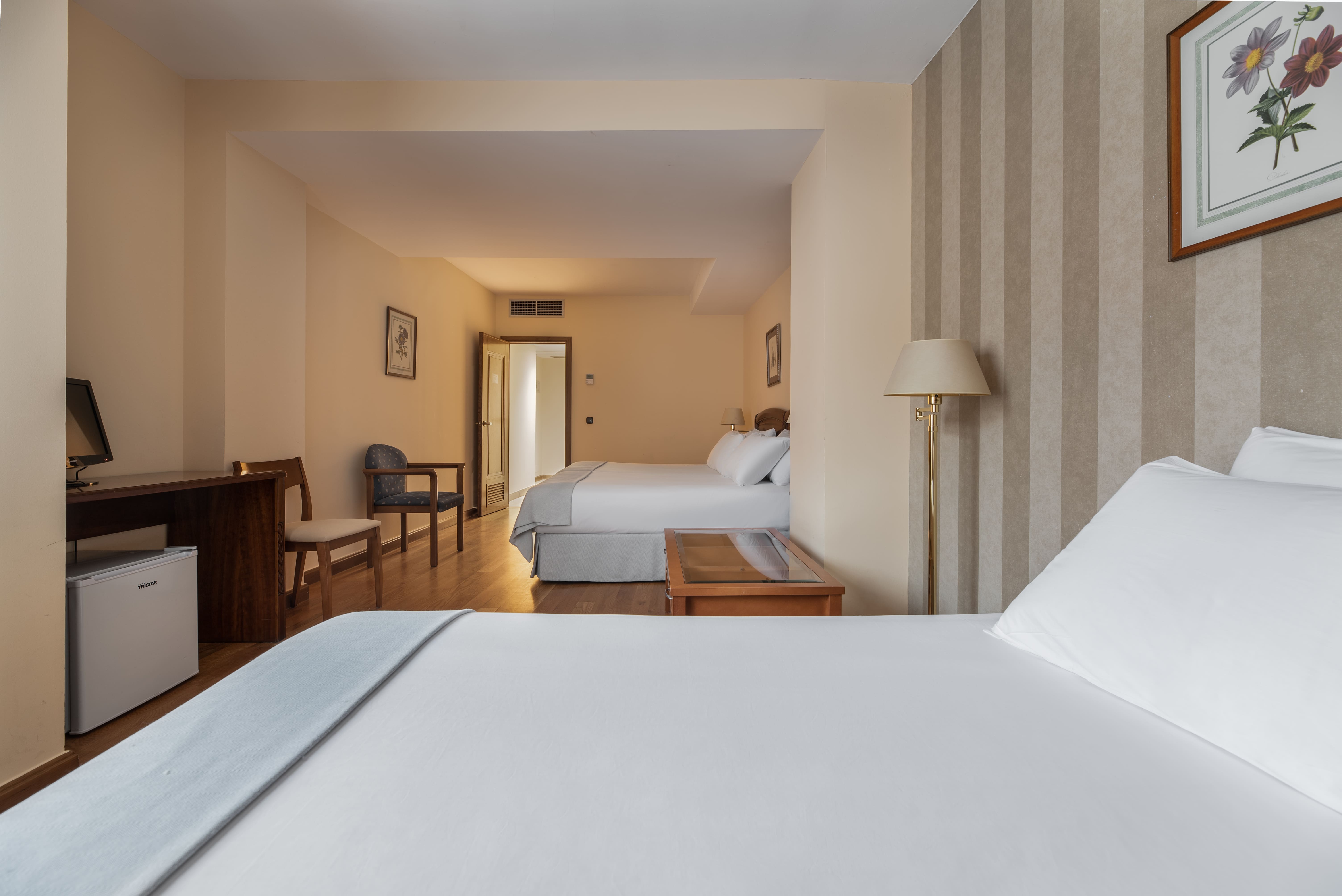 Фото Exe Astur Plaza