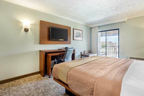 Гостиница Best Western Plus Ahtanum Inn в Якиме