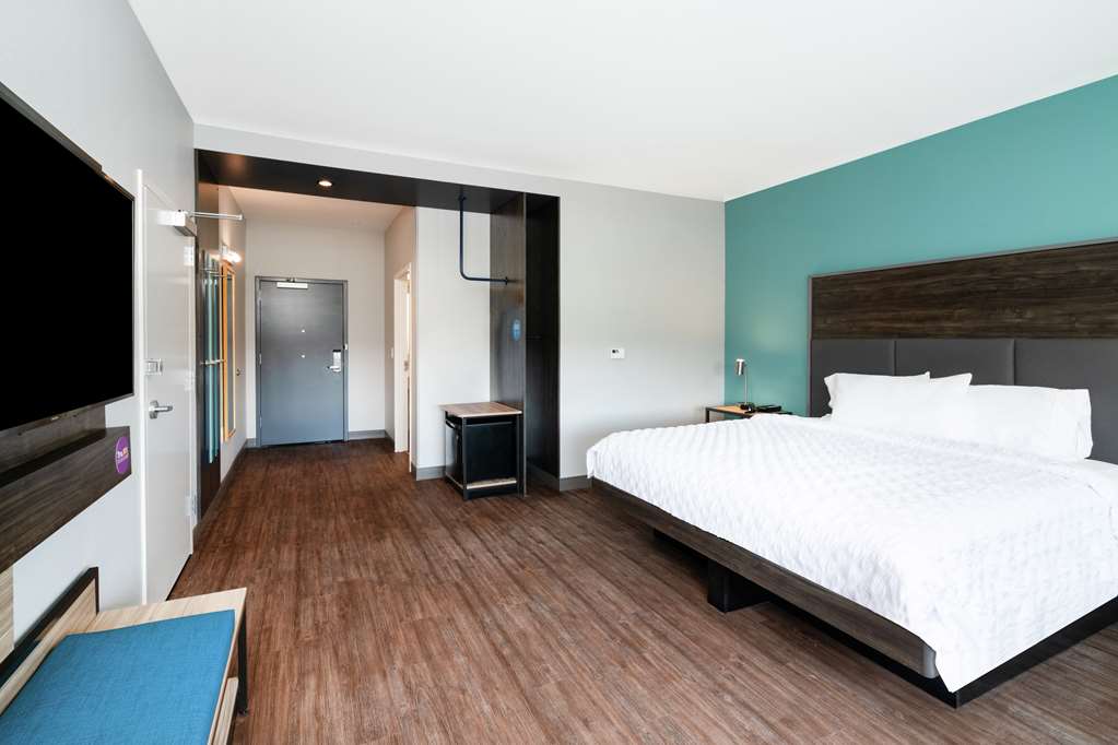 Фото Tru by Hilton Greenville