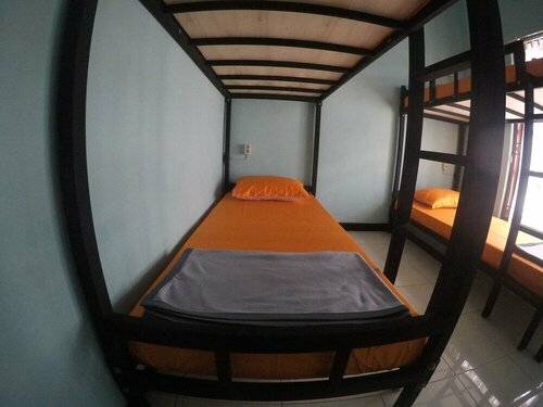 Гостиница Dhika Adventure - Hostel в Проболинго