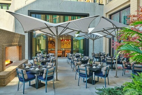 Гостиница The Crescent Hotel Fort Worth в Грейпвайне