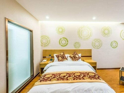Гостиница GreenTree Inn Wuxi Binhu District Datong Road Zhouxin Hotel в Уси