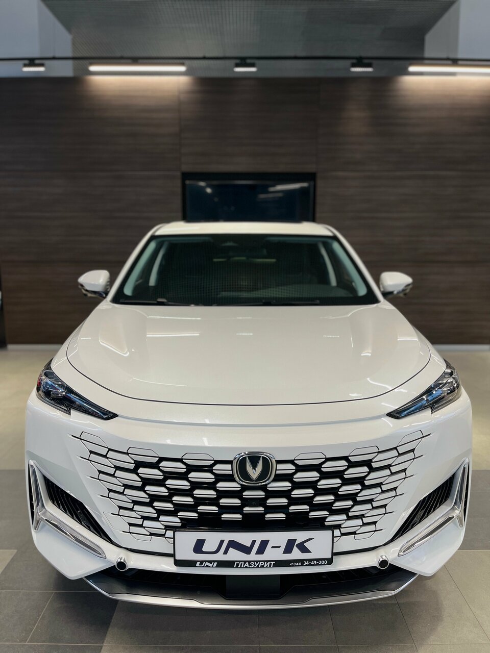 photo Глазурит, официальный дилер Changan Uni