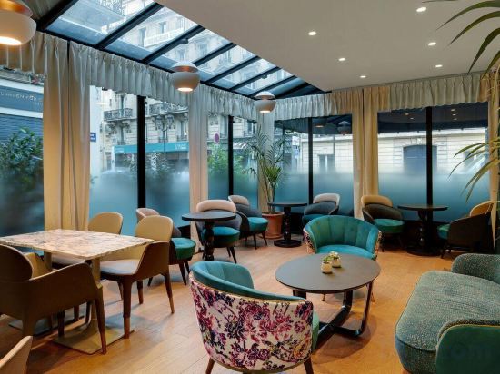Фото Hotel Lumen Paris Louvre