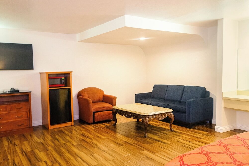 Фото Tropic Lodge