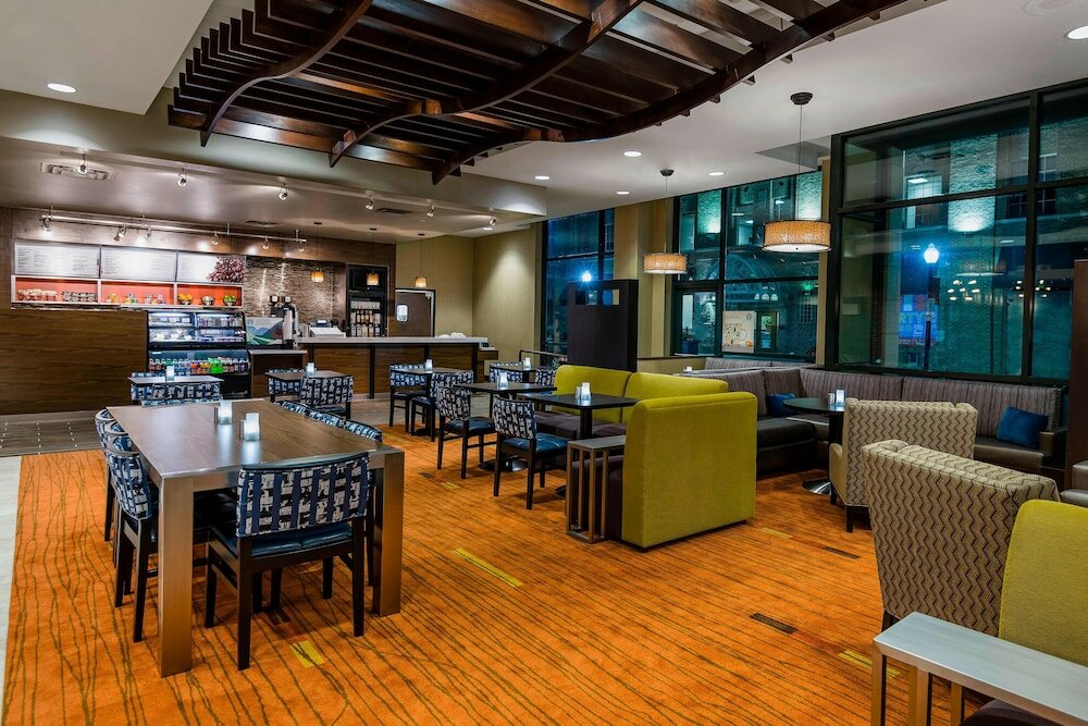 Фото Courtyard by Marriott Little Rock Downtown