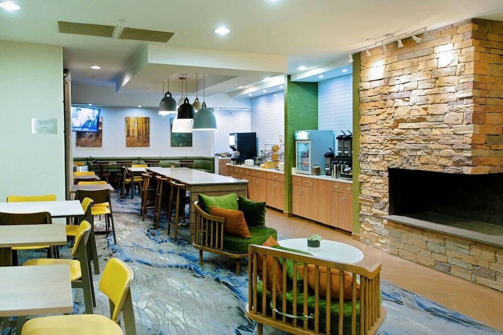 Фото Fairfield Inn by Marriott Hays