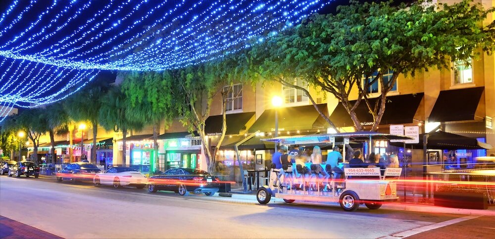 Фото Riverside Hotel