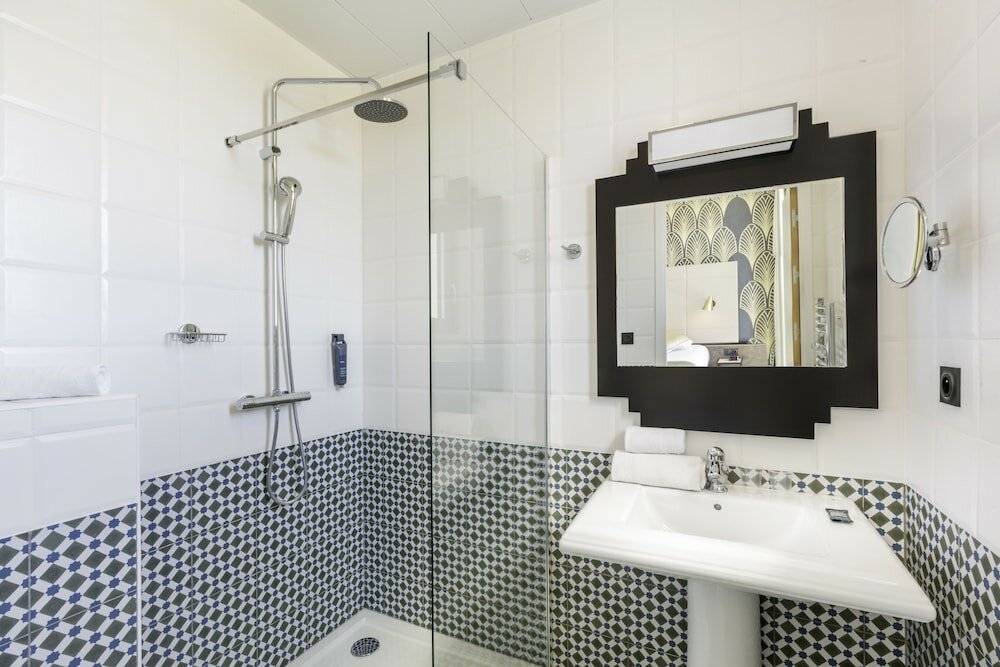 Фото Best Western Hotel Journel Antibes-Juan-les-Pins