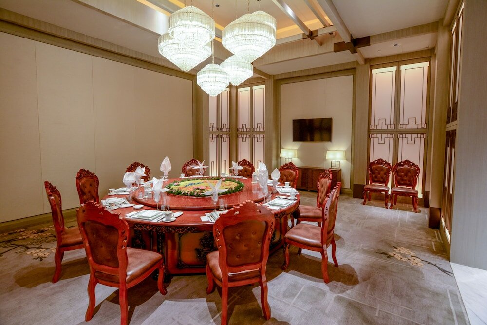 Фото Weihaiwei Hotel