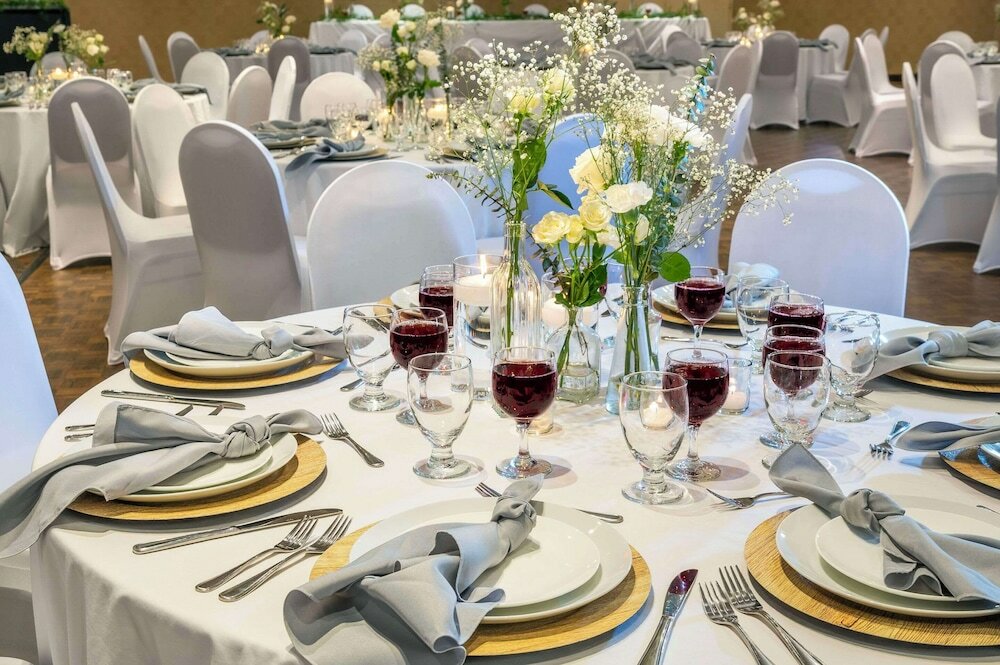 Фото Allure Hotel & Conference Centre, Ascend Hotel Collection