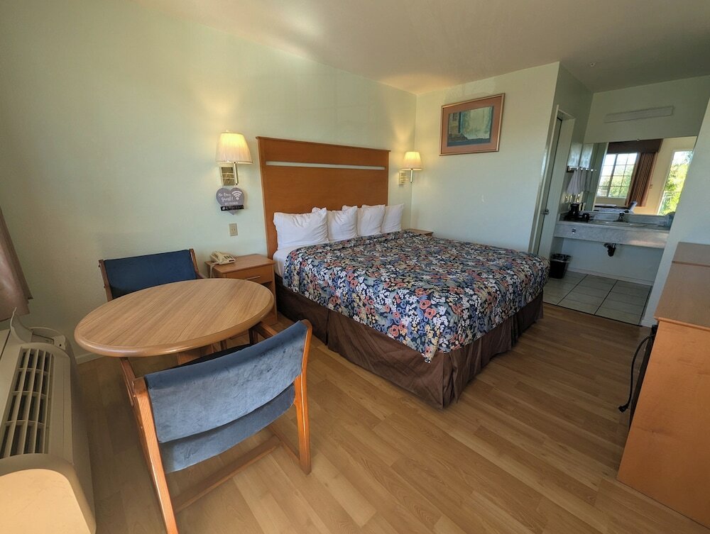 Фото Oceanview Motel - Huntington Beach