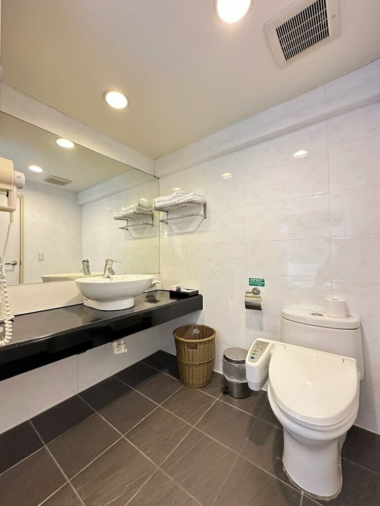 Фото Chientan Youth Hotel