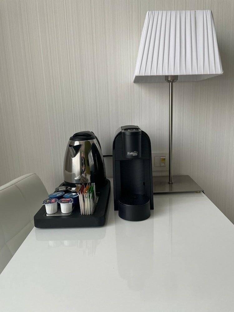 Фото Hotel Zentral Castellana Norte