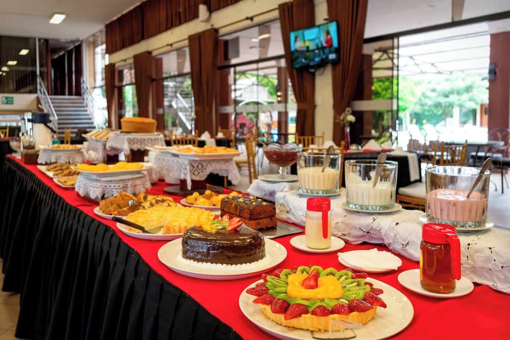 Фото Hotel Los Ceibos