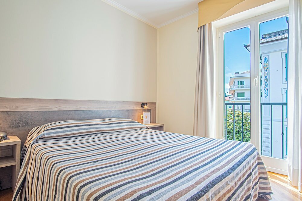 Фото Grande Albergo Sestri Levante