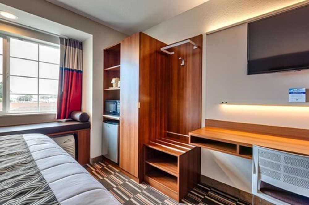 Фото Microtel Inn & Suites by Wyndham Niagara Falls