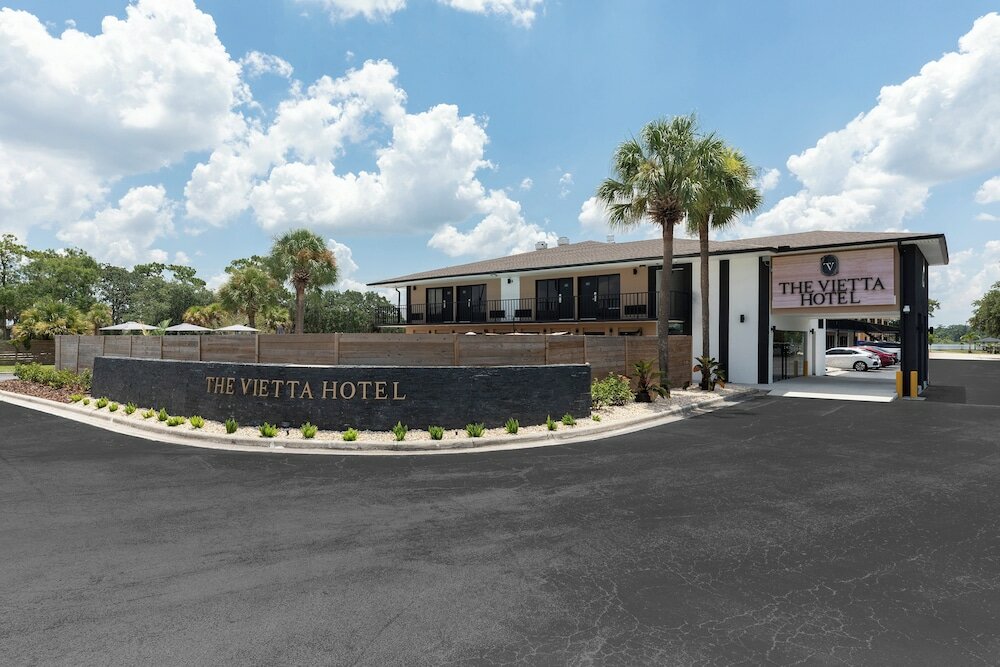 Фото Golden Link Resort Motel