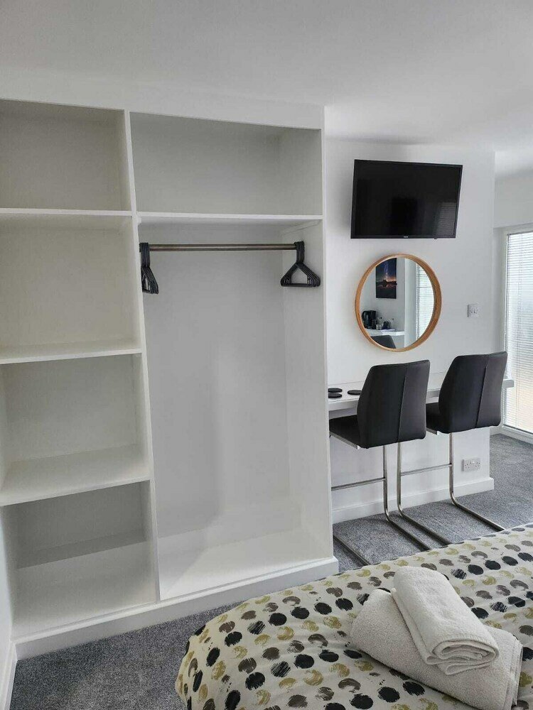 Фото St George's Guesthouse