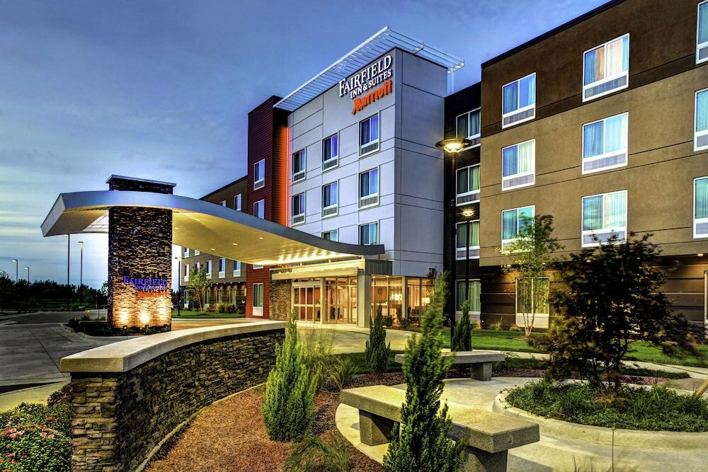 Фото Fairfield Inn & Suites Lansing at Eastwood